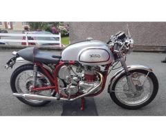 Norton 750 cafe racer