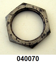 Gearbox sprocket nut : AMC type : Left hand thread - Can be used on earlier gearboxes