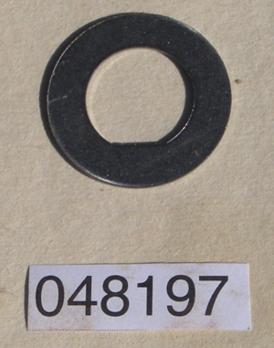 Tab washer main shaft nut - Late gearbox behind G9 nut