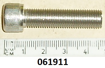 Socket screw : Bottom yoke : Stainless steel - 1970 onwards