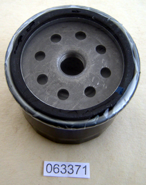Oil filter : Cartridge type - Can be adapted to fit earlier models using mounting plate