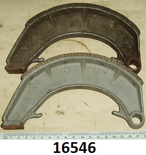 Brake shoe : Front : Pair : 8in Single Leading Shoe - NEED RELINING!
