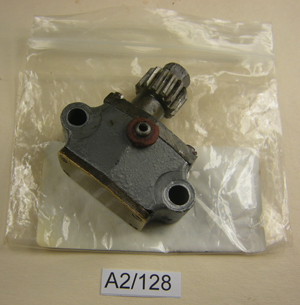 Oil Pump assembly : Cleaned and lapped - Including worm gear (worn)