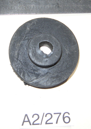 Petrol tank mounting rubber - Step rubber bush : 1 only