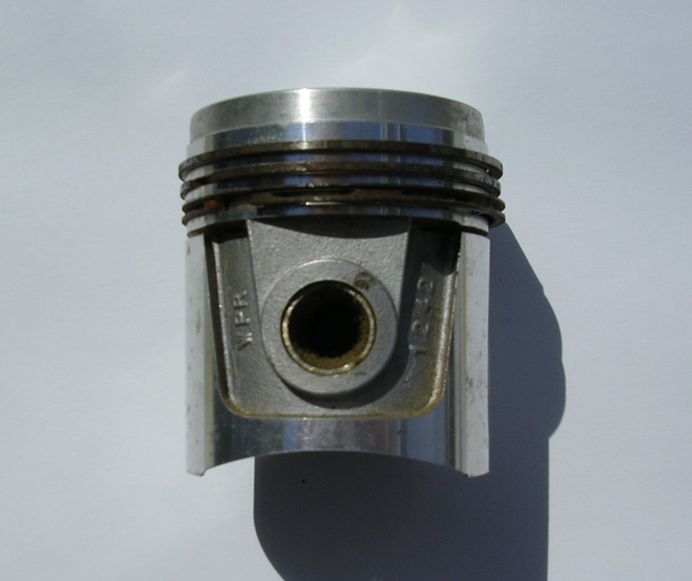 Piston