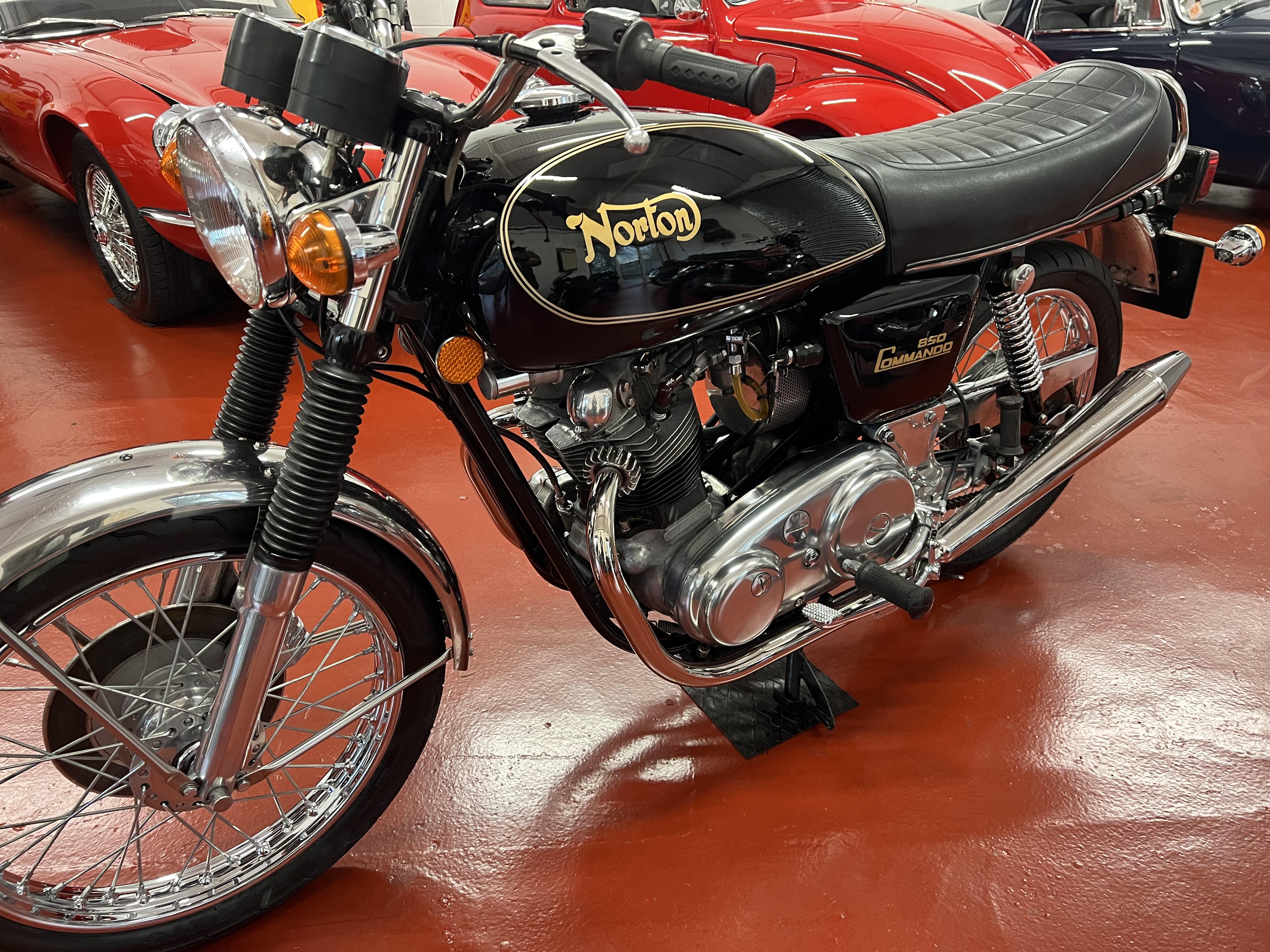 1973 Commando 2