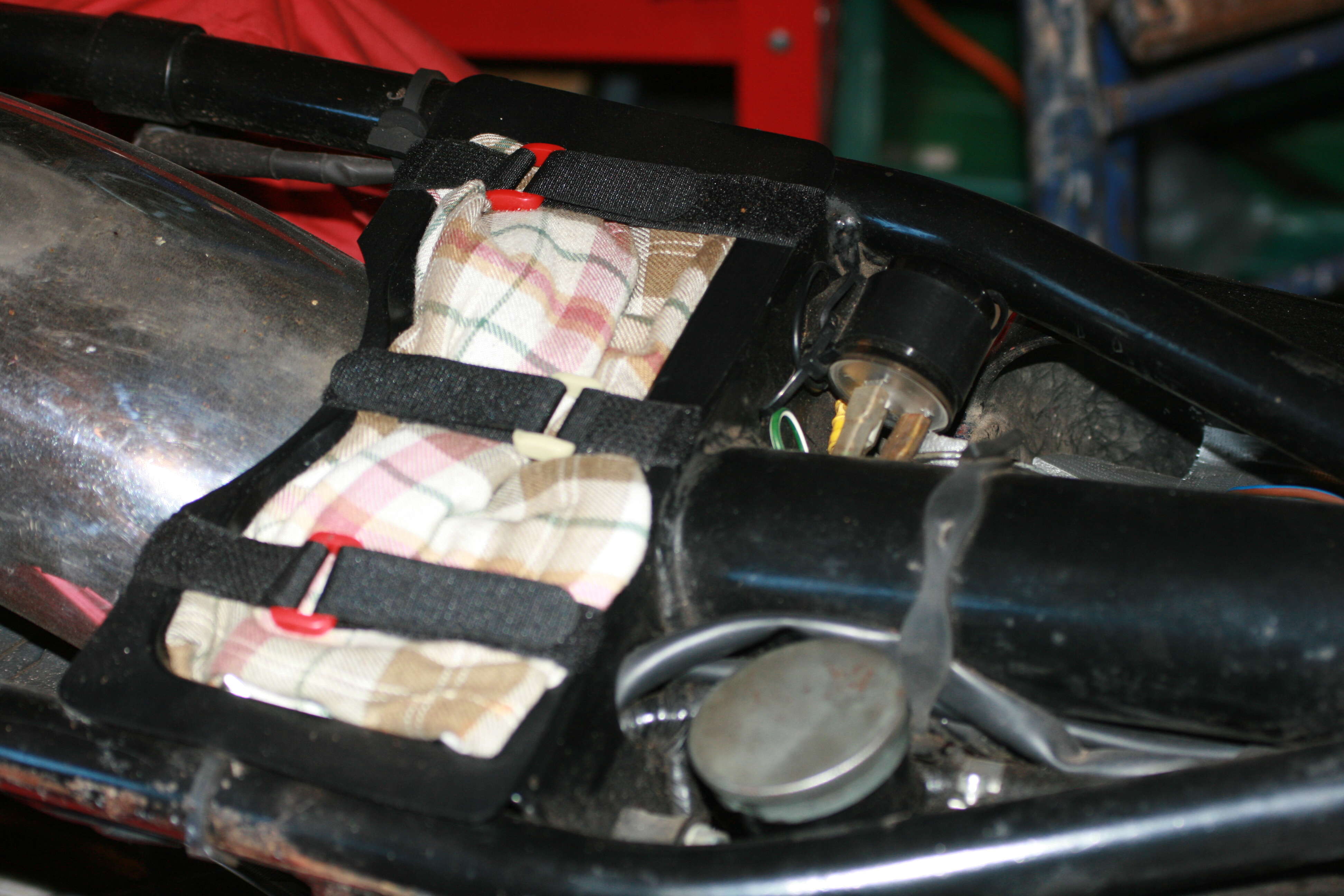 Tool tray in situ 1972 Commando Roadster